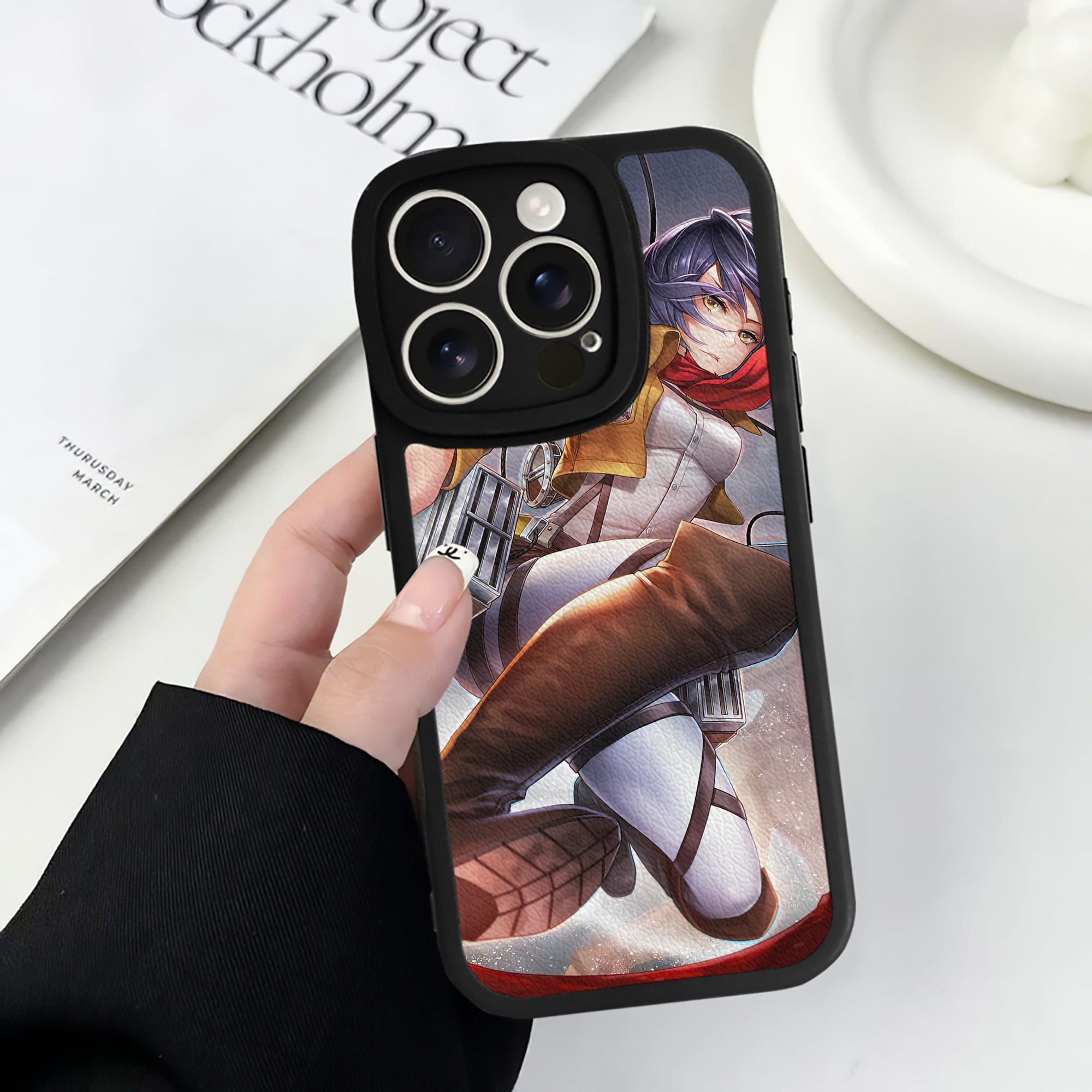 （画像用） 進撃の巨人 Attack on Titan 【iPhone 16シリーズ対応】シリコンスマホケース（レザー調） 材質：シリコン
